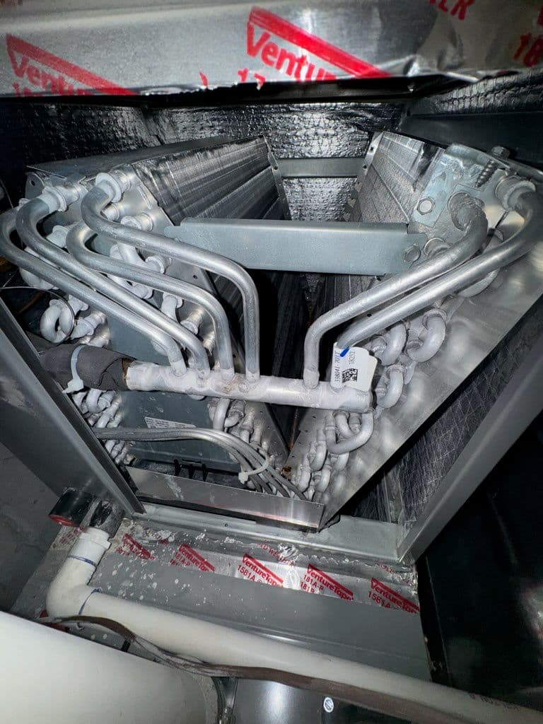 Gallery photos for Boost Your AC's Efficiency with Our Cleaning Service: Image #2