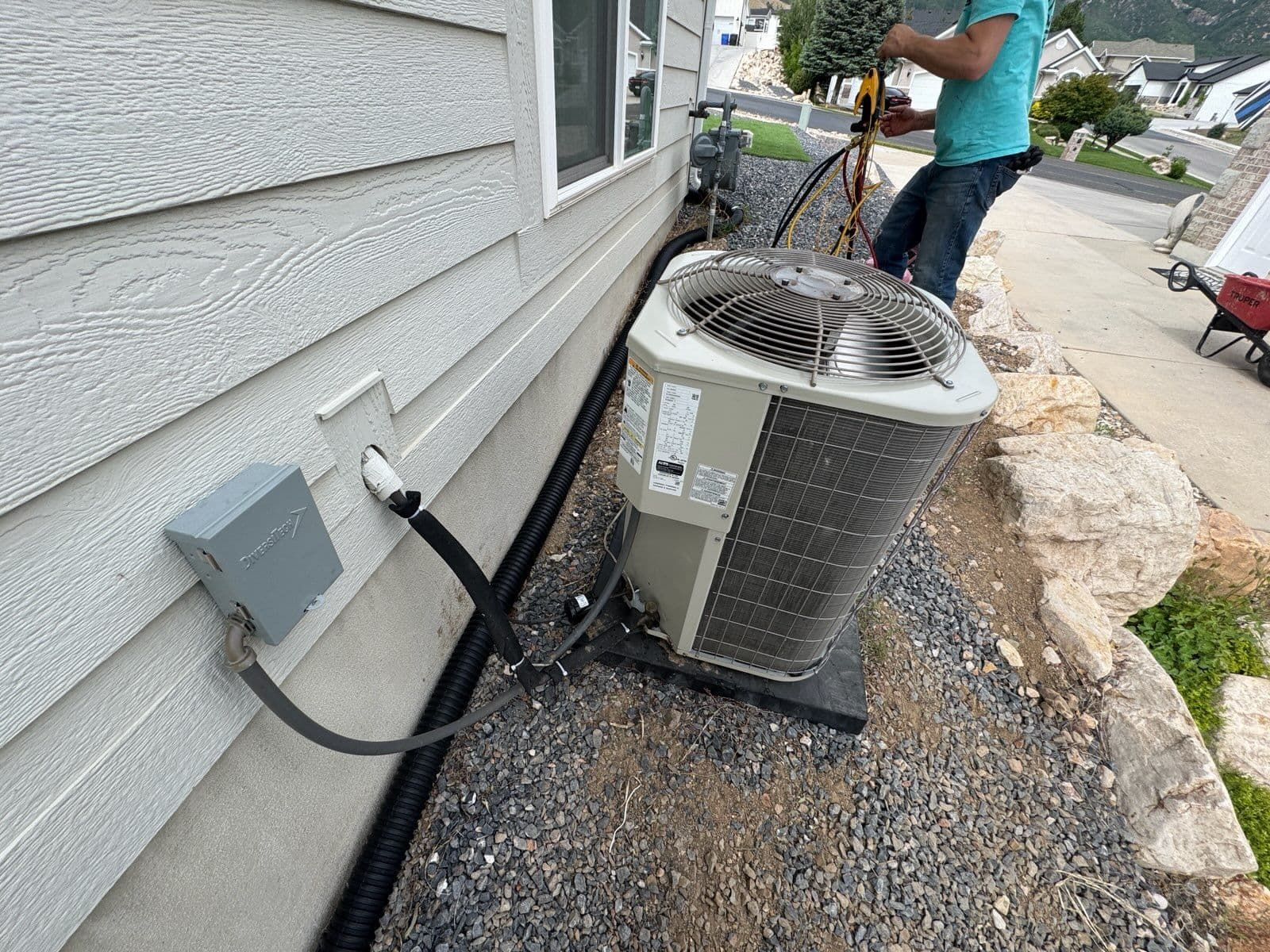 Expert Technician Keeps Your A/C Running Smoothly image