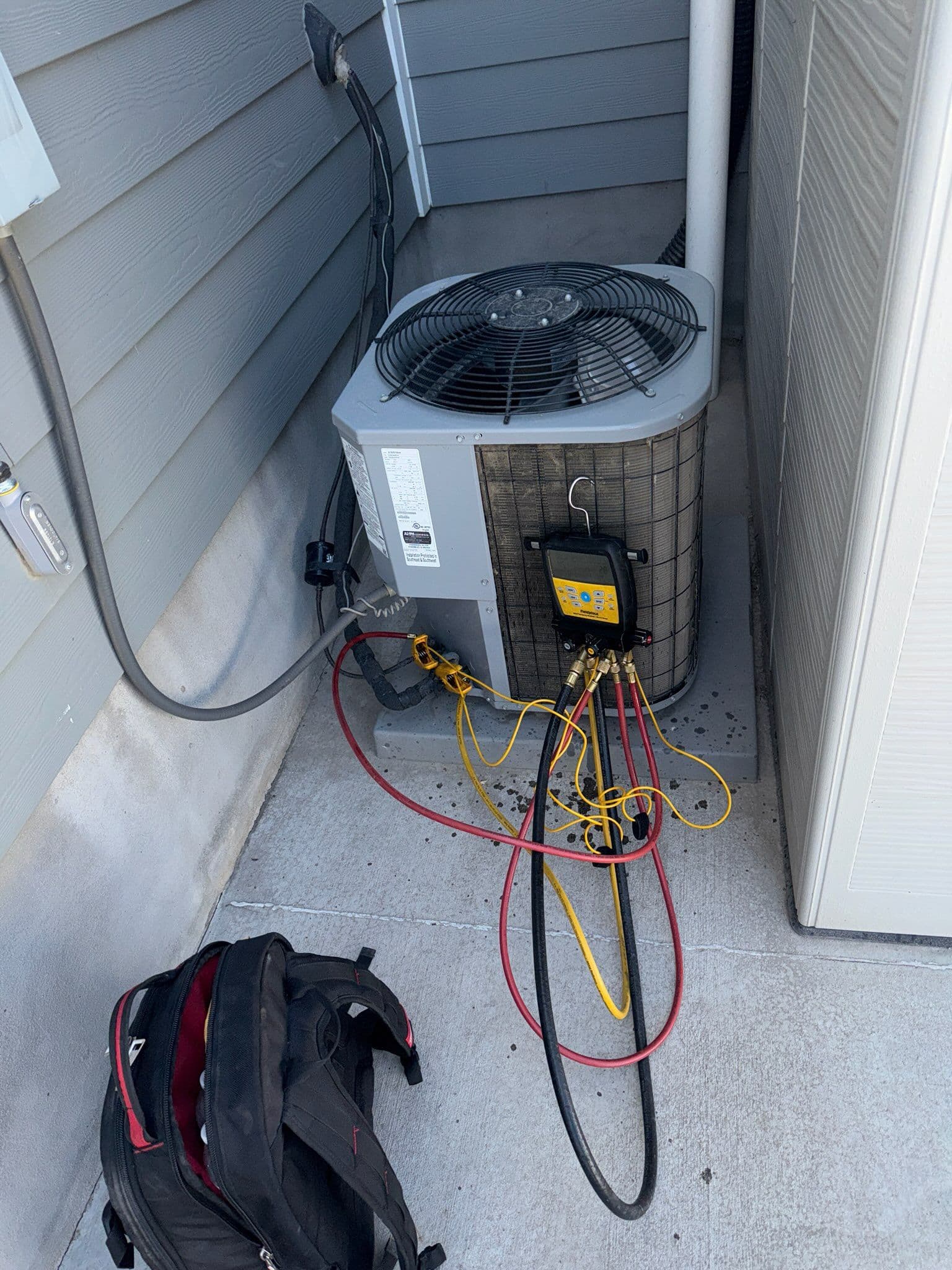 Project Stay Cool with Expert A/C Recharge Service image
