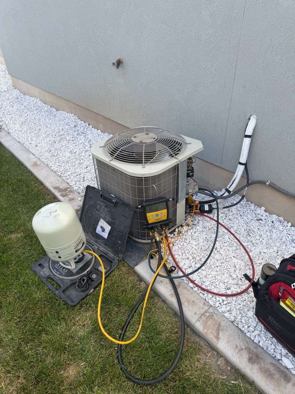 A/C Recharge for Optimal Comfort image