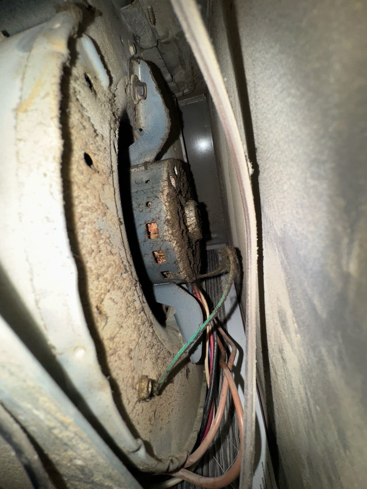 Gallery photos for Essential HVAC Maintenance for Clean Air: Image #1